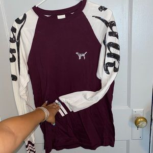 VS PINK LONGSLEEVE
